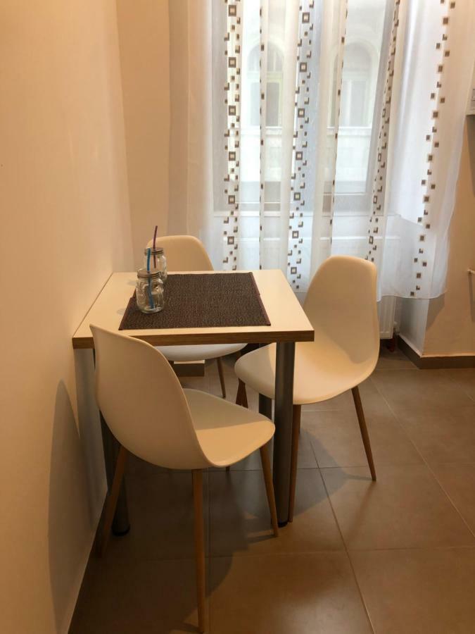 Poppys Apartment Arad Dış mekan fotoğraf