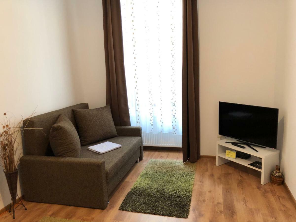 Poppys Apartment Arad Dış mekan fotoğraf